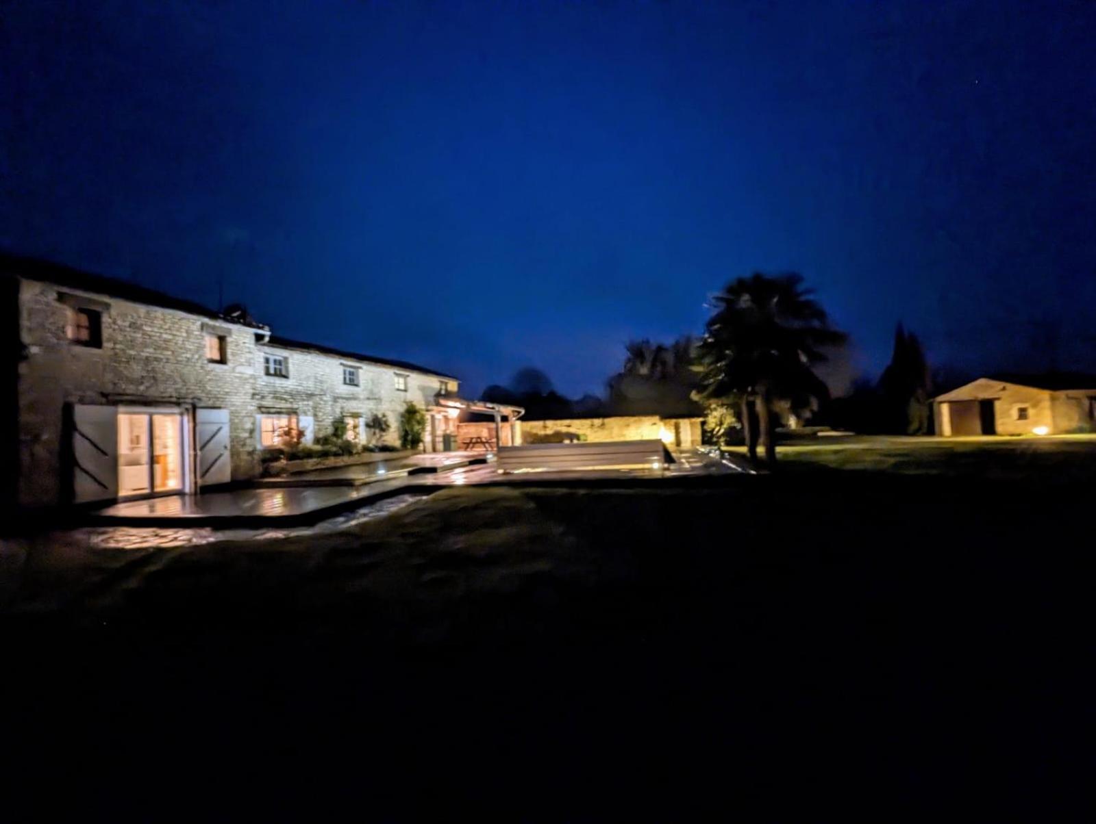 La Maison Du Petit Lac Messé Eksteriør billede