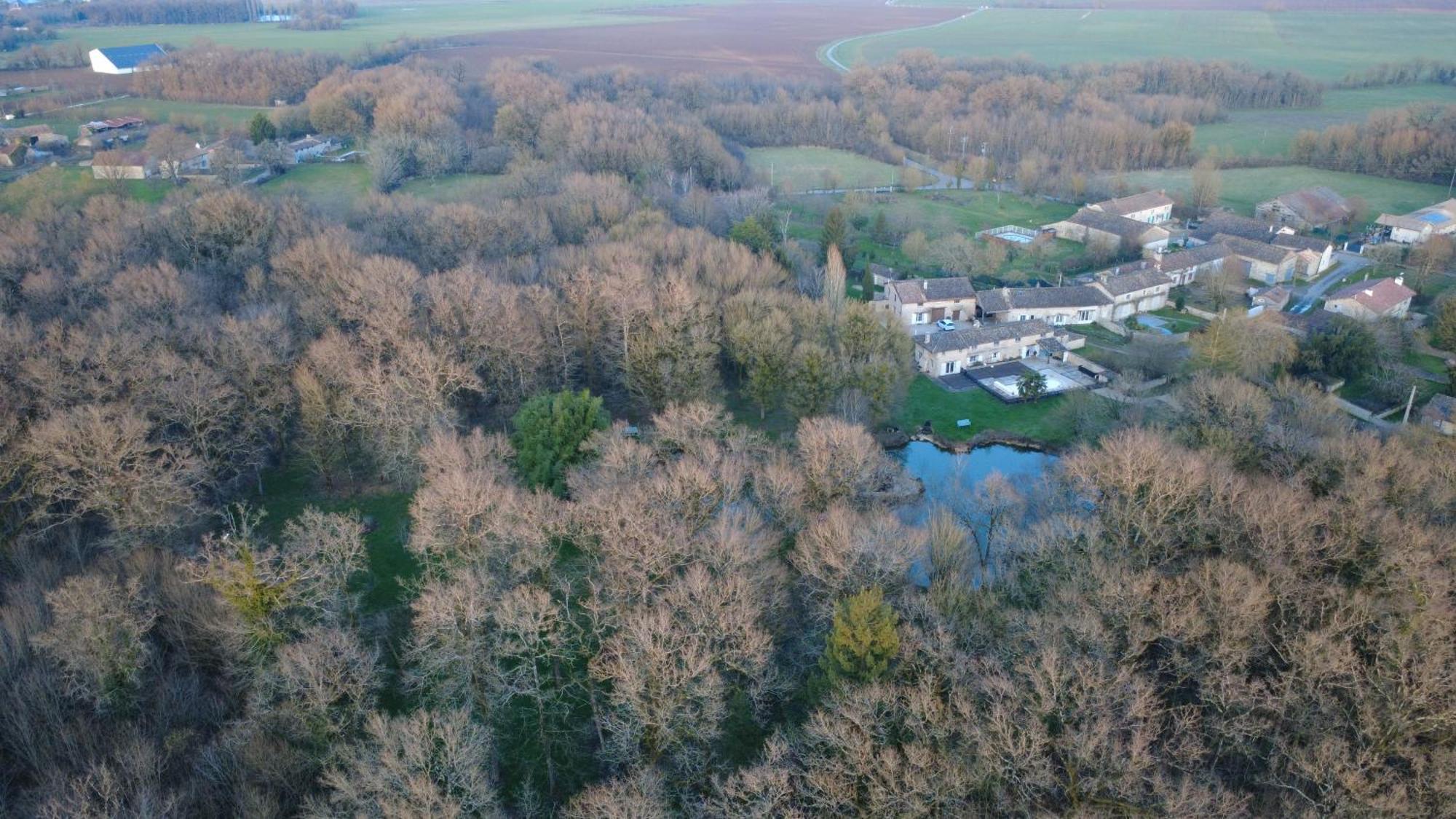La Maison Du Petit Lac Messé Eksteriør billede