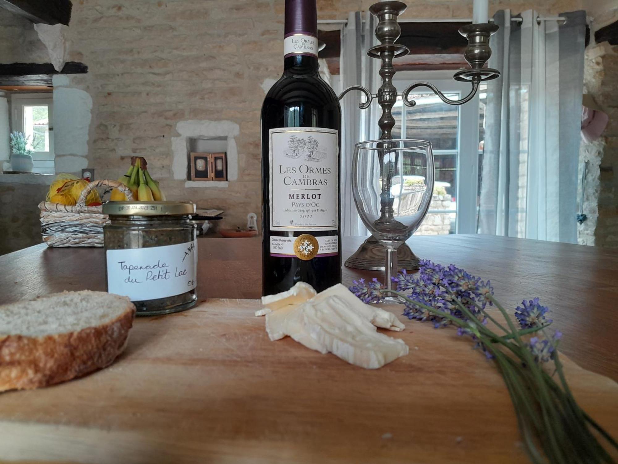 La Maison Du Petit Lac Messé Eksteriør billede